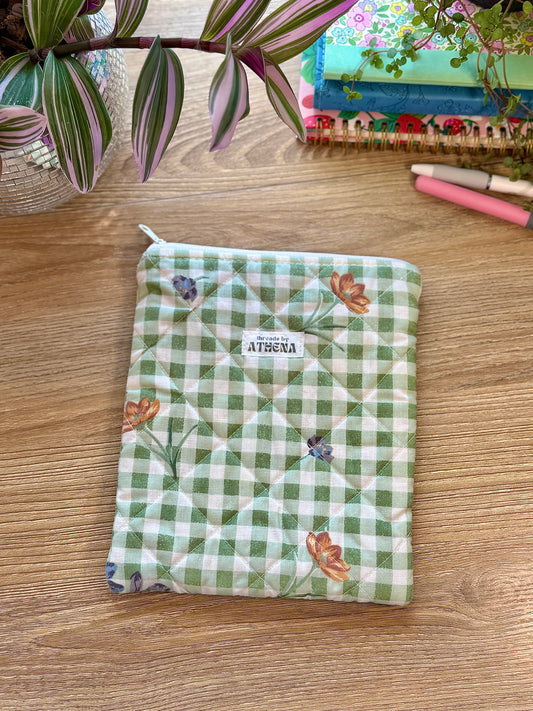 Floral Picnic Kindle Sleeve