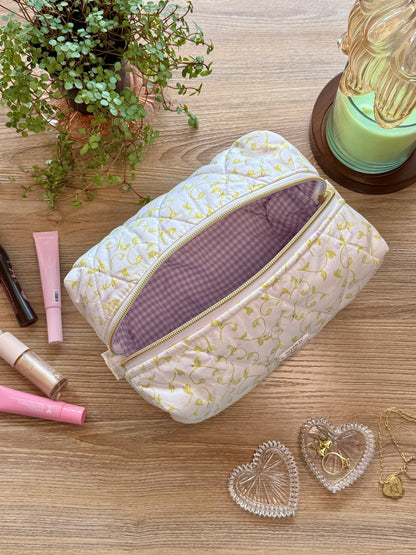 Vineyard Picnic Boxy Pouch