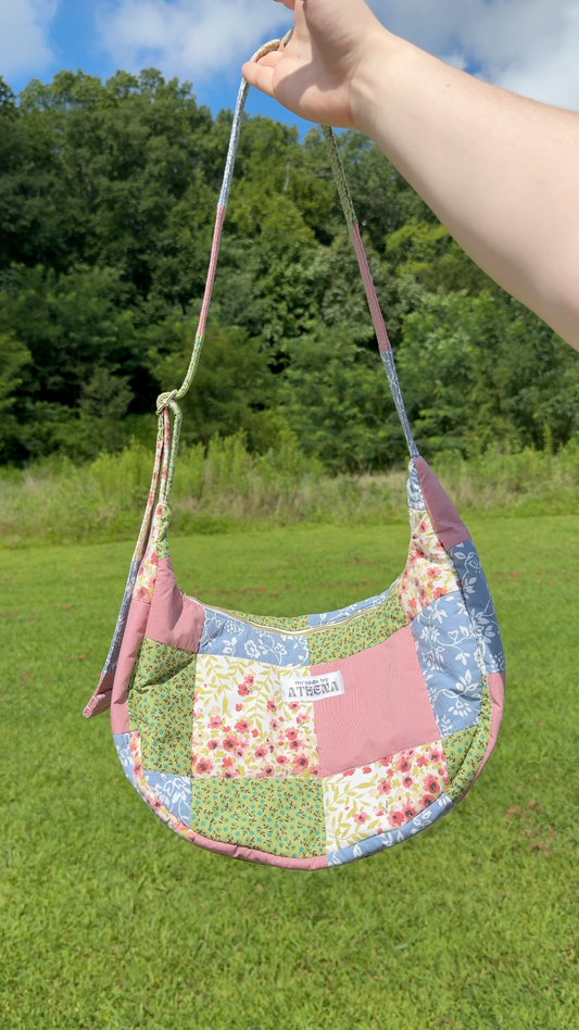 Carpo Crescent Bag